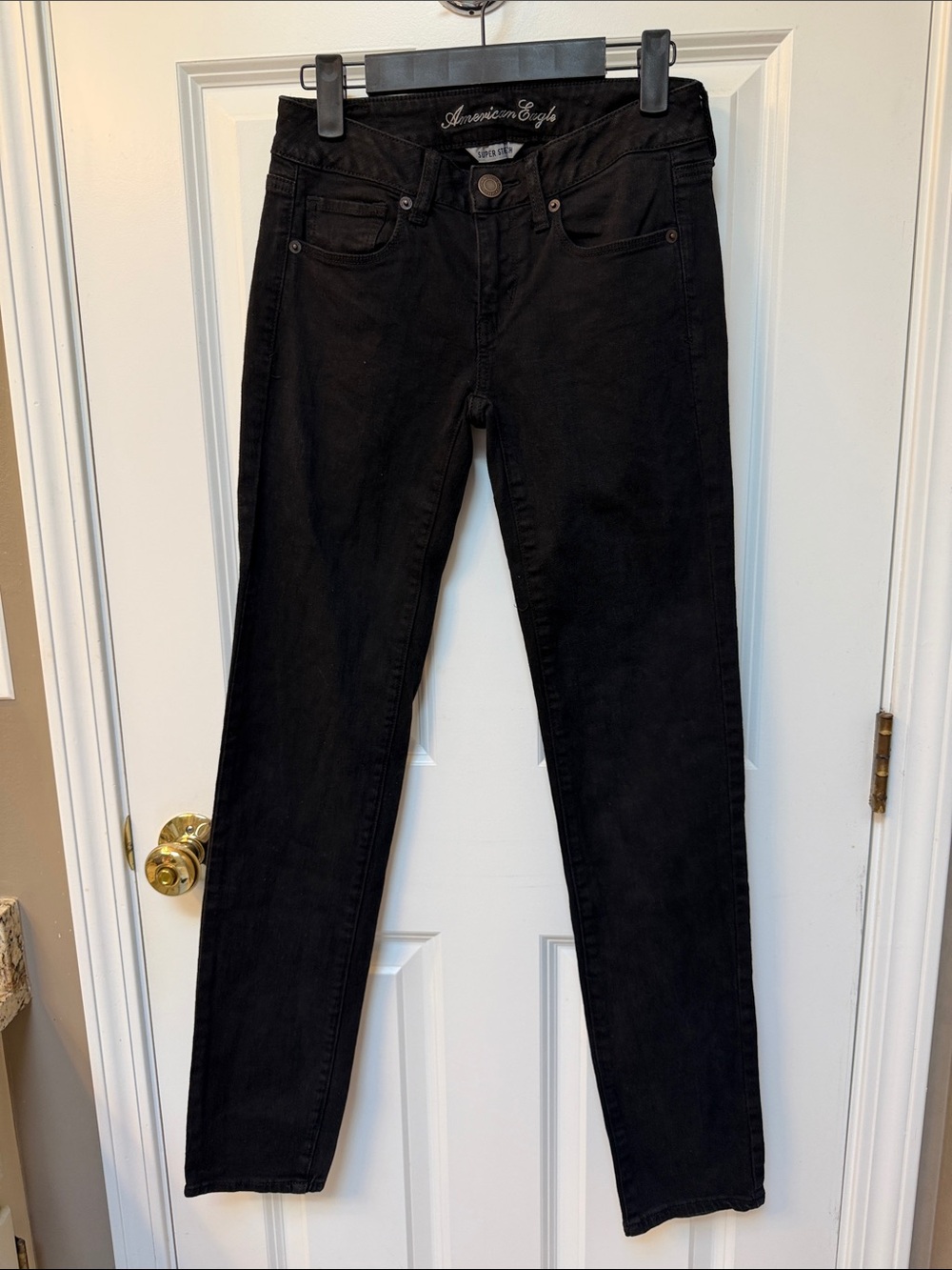 American Eagle Outfitters Black Skinny Jeans Size 2 Women's